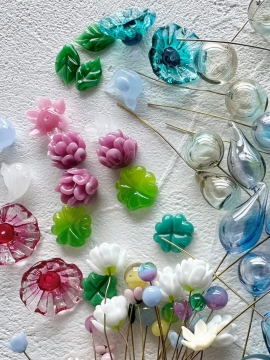 【2/8～25】メルティングポイント ガラスビーズ展を開く