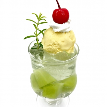 ちゃんとメロンのクリームソーダ